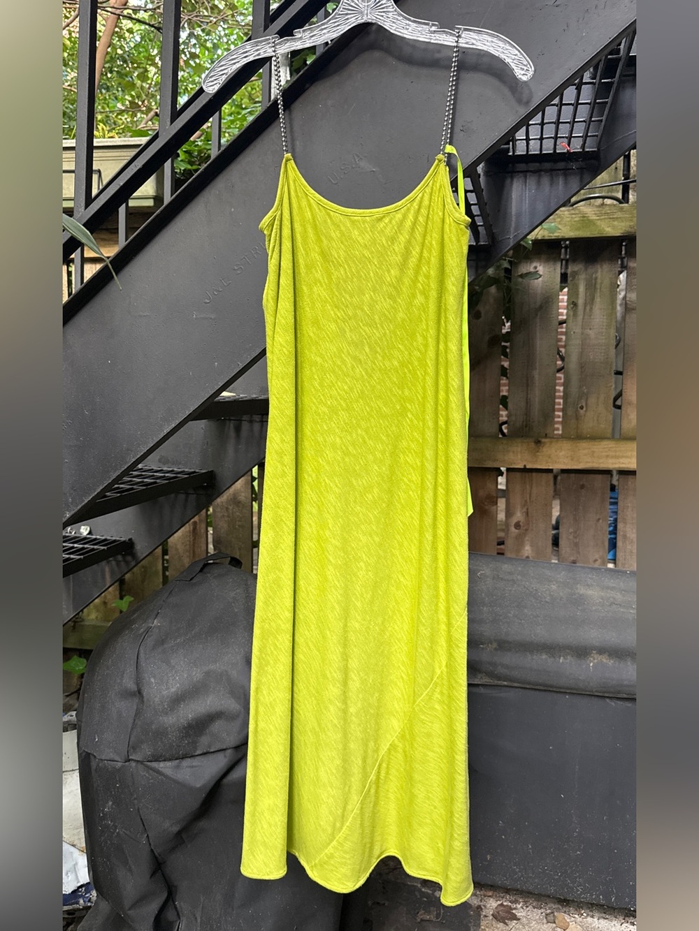 Green midi dress with chain detail, MARVINYQUETZAL made in Mexico